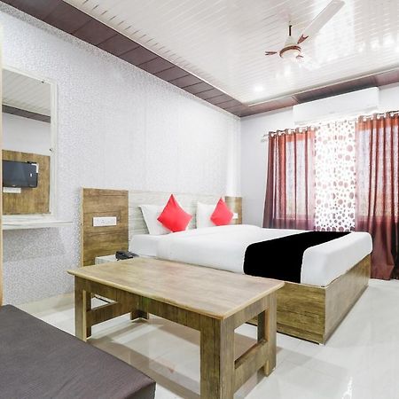 Capital O 63158 Hotel Om Sai Ram Chhatarpur Zewnętrze zdjęcie