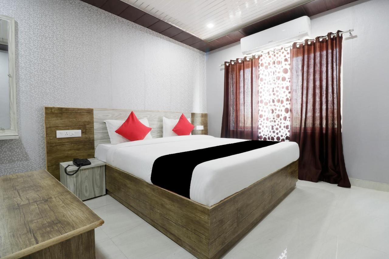 Capital O 63158 Hotel Om Sai Ram Chhatarpur Zewnętrze zdjęcie