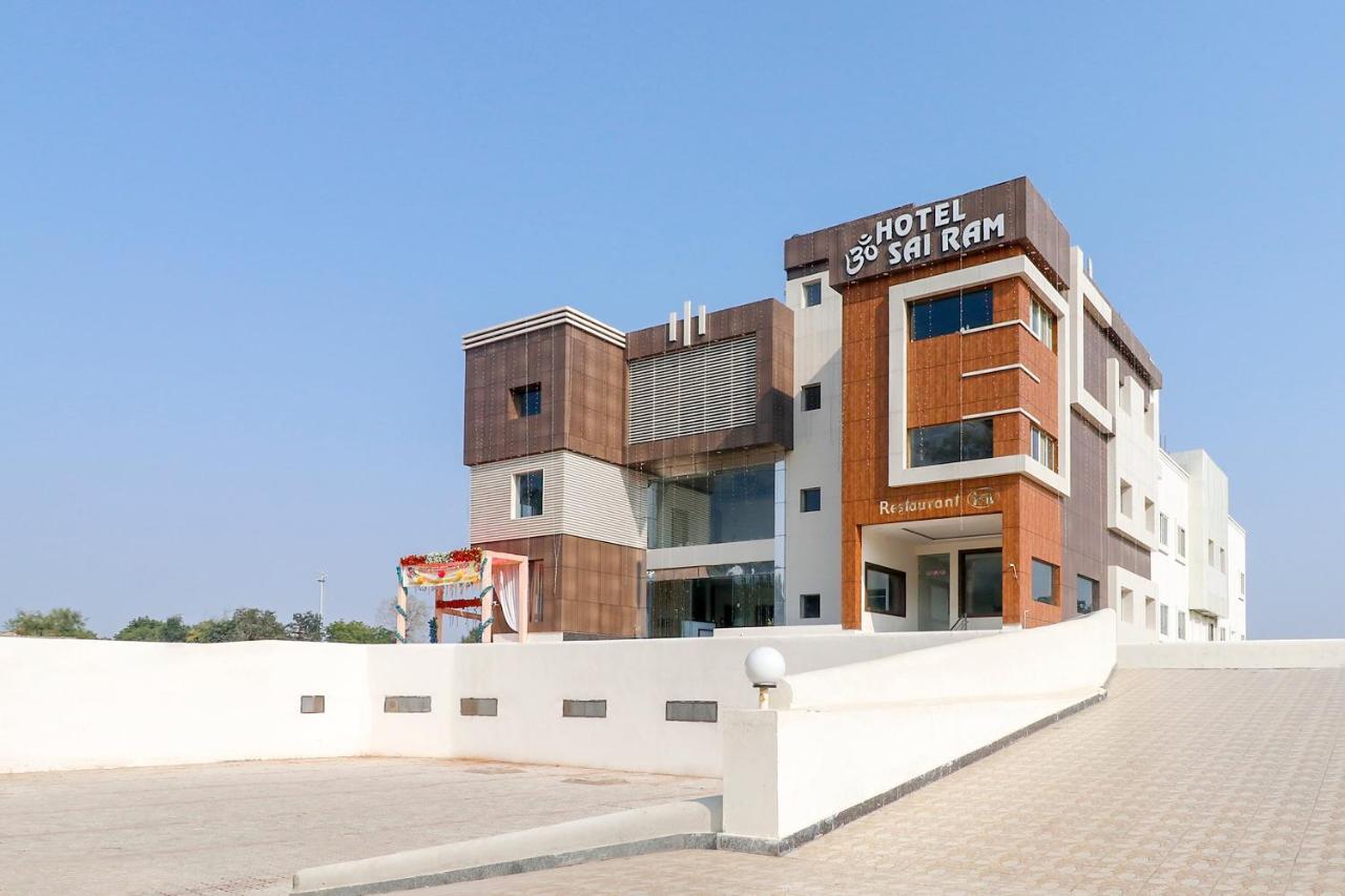 Capital O 63158 Hotel Om Sai Ram Chhatarpur Zewnętrze zdjęcie