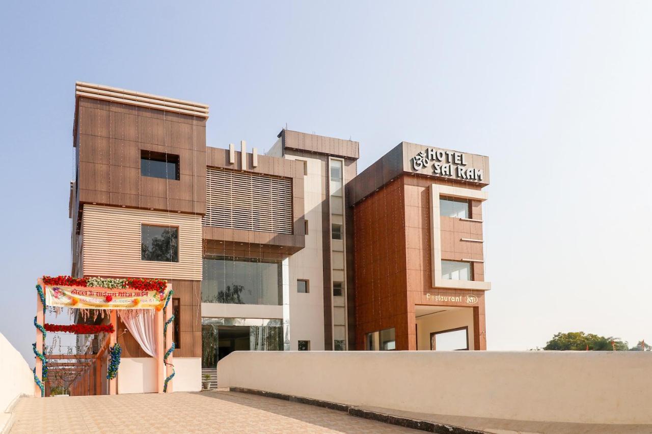 Capital O 63158 Hotel Om Sai Ram Chhatarpur Zewnętrze zdjęcie