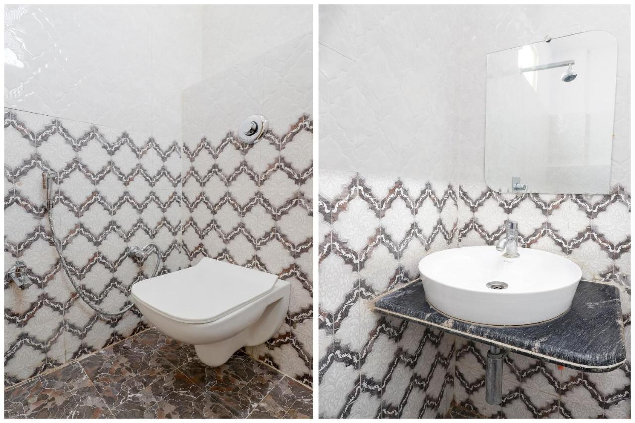 Capital O 63158 Hotel Om Sai Ram Chhatarpur Zewnętrze zdjęcie